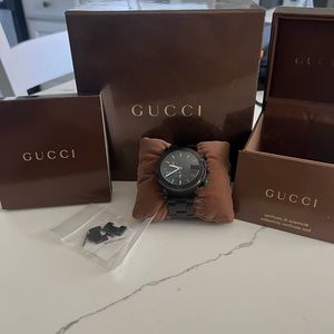 Gucci men watch